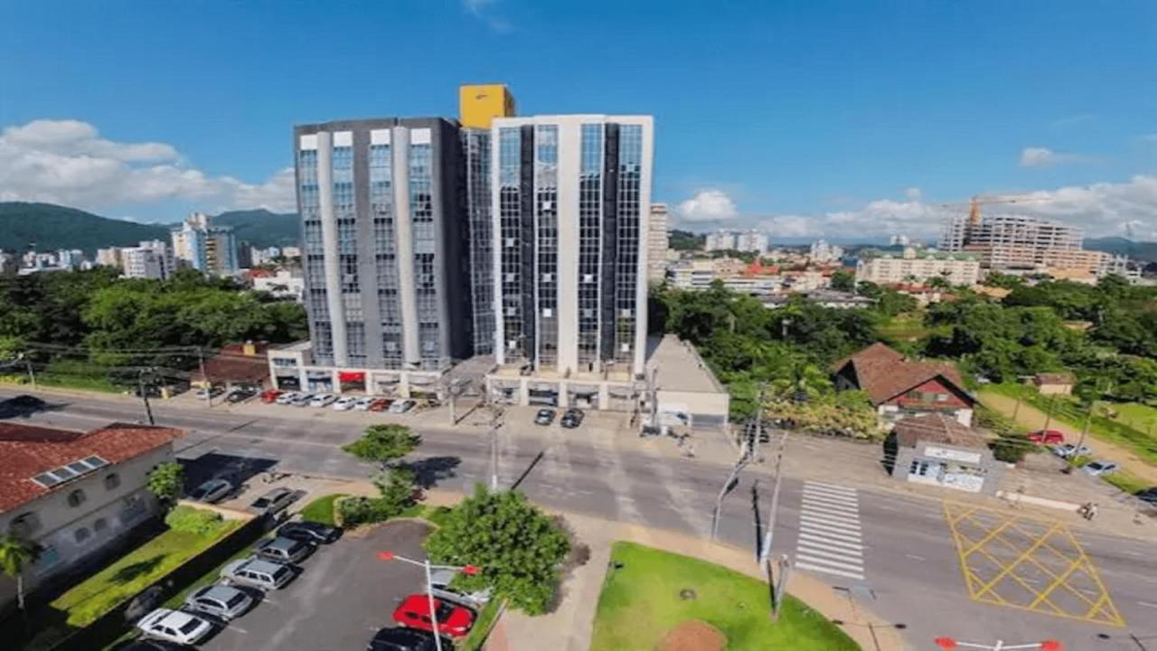 Jaraguá do Sul Saint Sebastian Flat 615 - Com Hidro! Ate 4 Pessoas, Duplex, No Centroヴィラ エクステリア 写真
